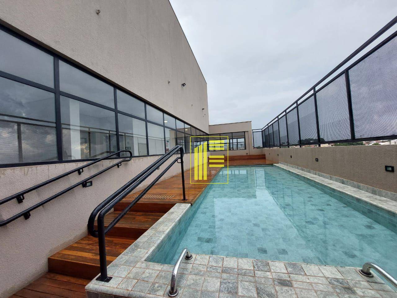 Apartamento à venda com 1 quarto, 40m² - Foto 2