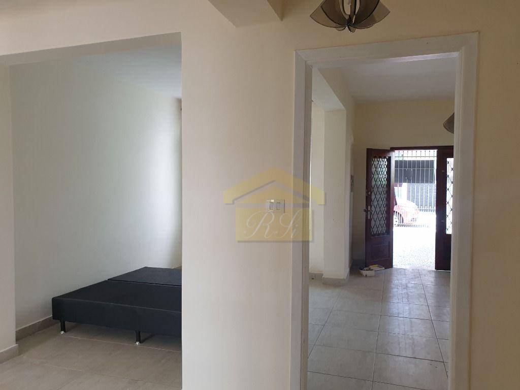 Sobrado à venda com 3 quartos, 120m² - Foto 4