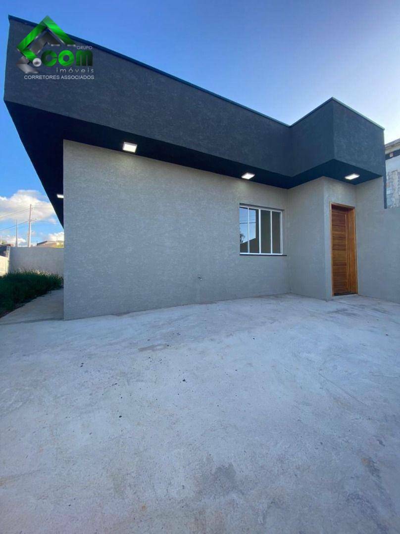 Casa à venda com 2 quartos, 67m² - Foto 2