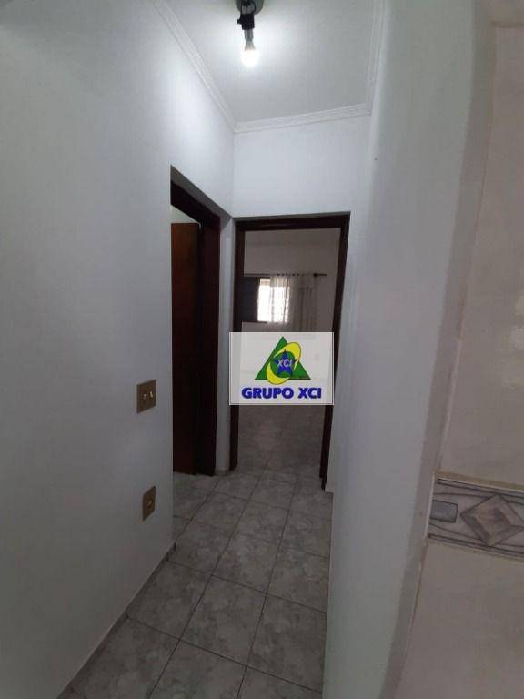 Casa à venda com 3 quartos, 140m² - Foto 8