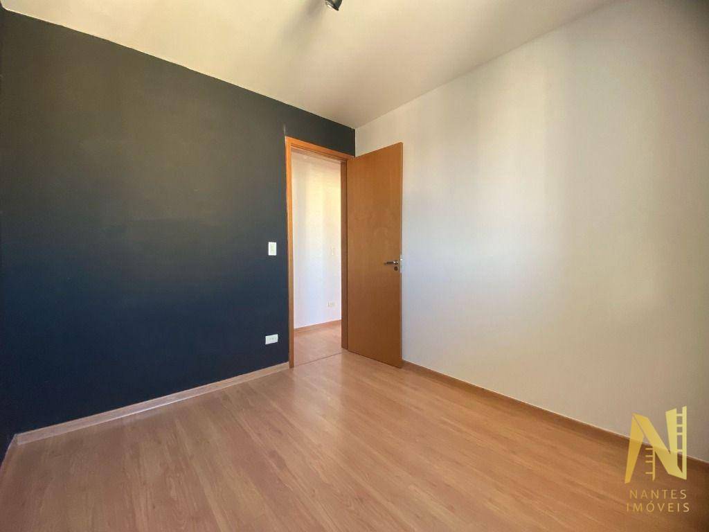 Apartamento para alugar com 3 quartos, 87m² - Foto 17