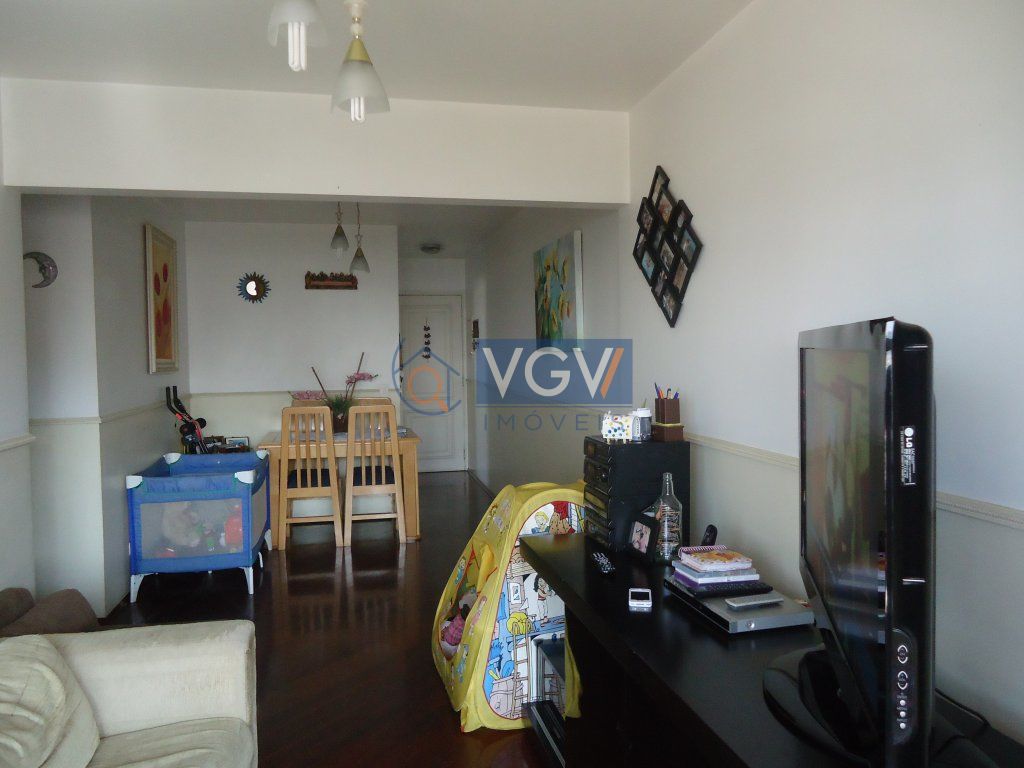 Apartamento à venda com 2 quartos, 60m² - Foto 3