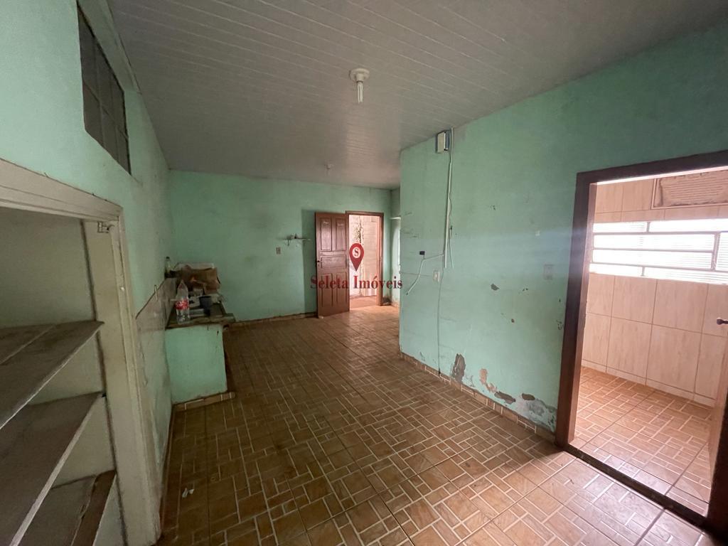 Casa à venda com 3 quartos, 180m² - Foto 14