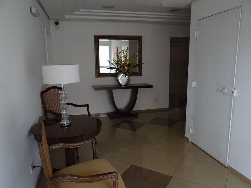 Apartamento à venda com 2 quartos, 63m² - Foto 14