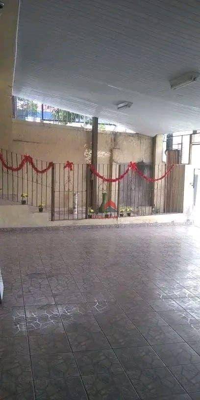 Casa à venda com 2 quartos, 89m² - Foto 2