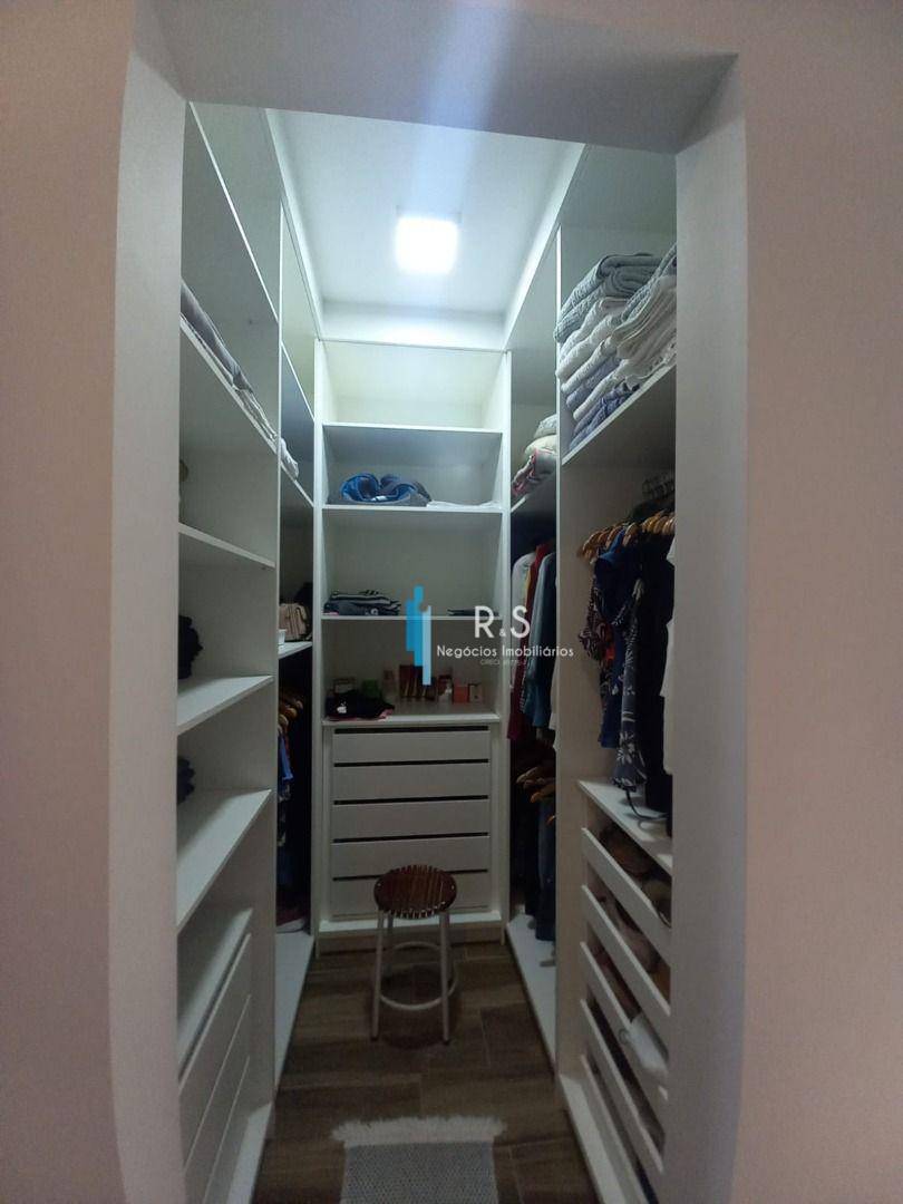 Casa de Condomínio à venda com 4 quartos, 230m² - Foto 10