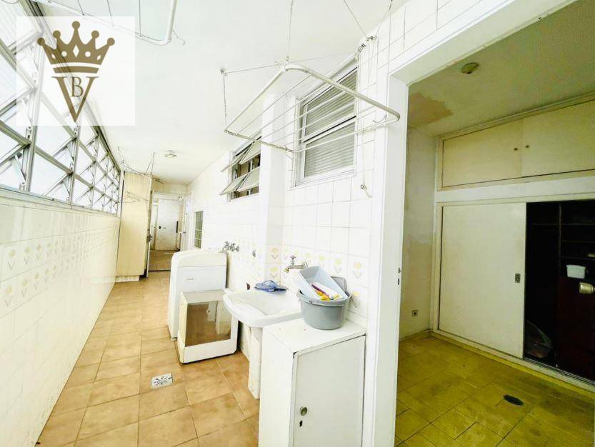 Apartamento à venda com 3 quartos, 300m² - Foto 5