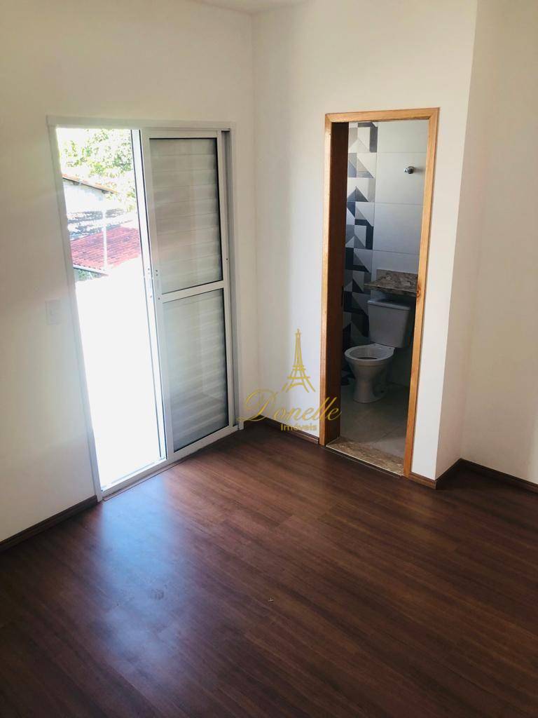 Casa à venda com 2 quartos, 67m² - Foto 10