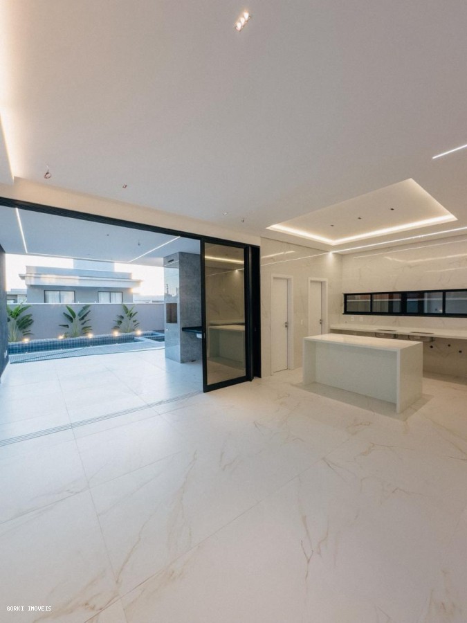 Casa à venda com 4 quartos, 275m² - Foto 38