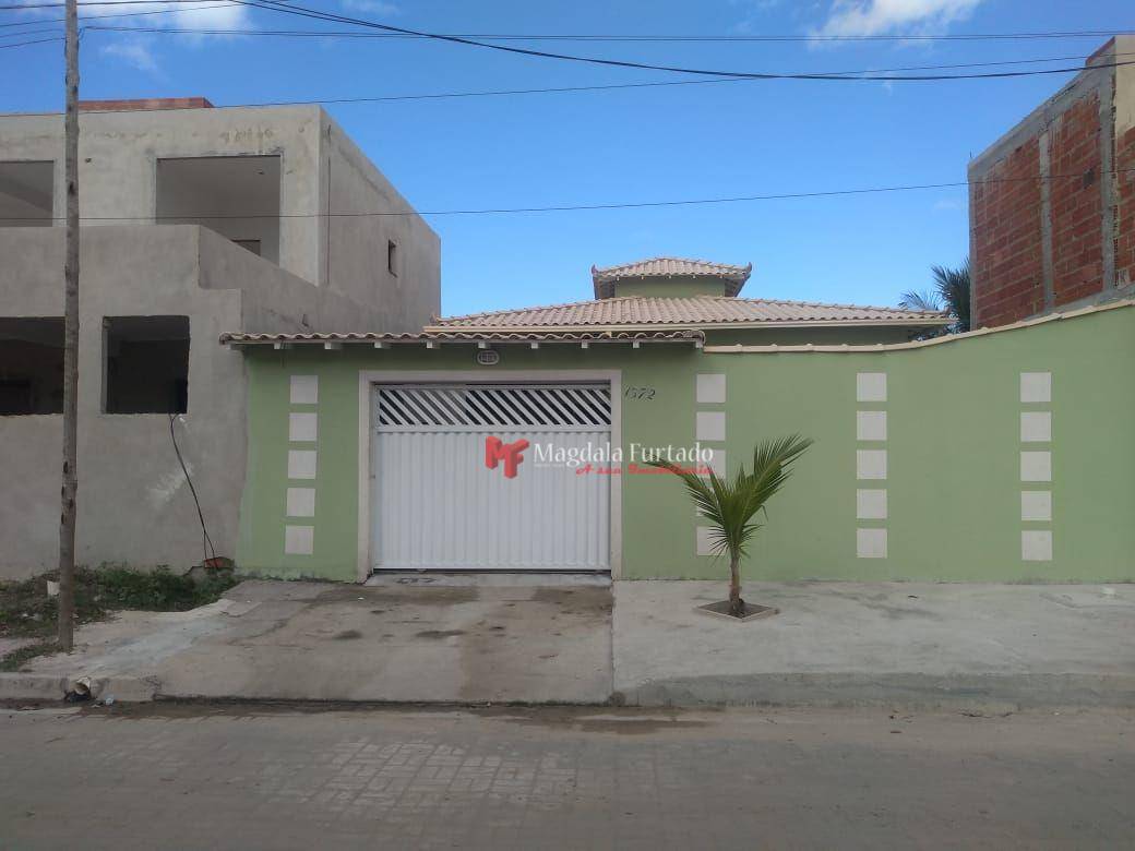 Casa à venda com 3 quartos, 215m² - Foto 2