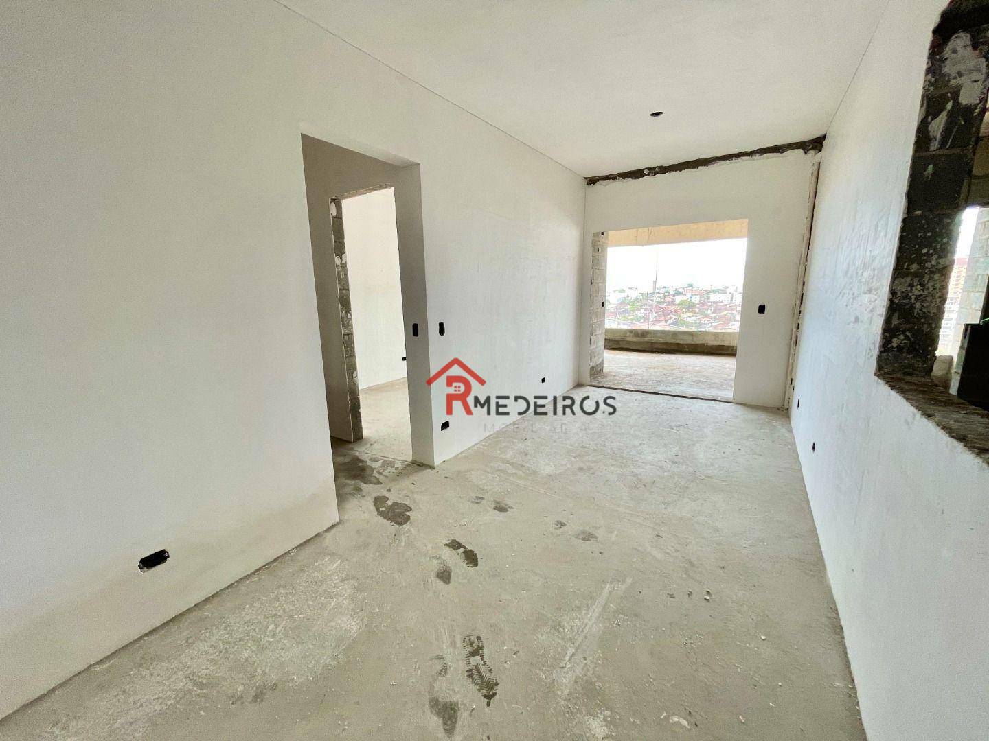 Apartamento à venda com 2 quartos, 82m² - Foto 2