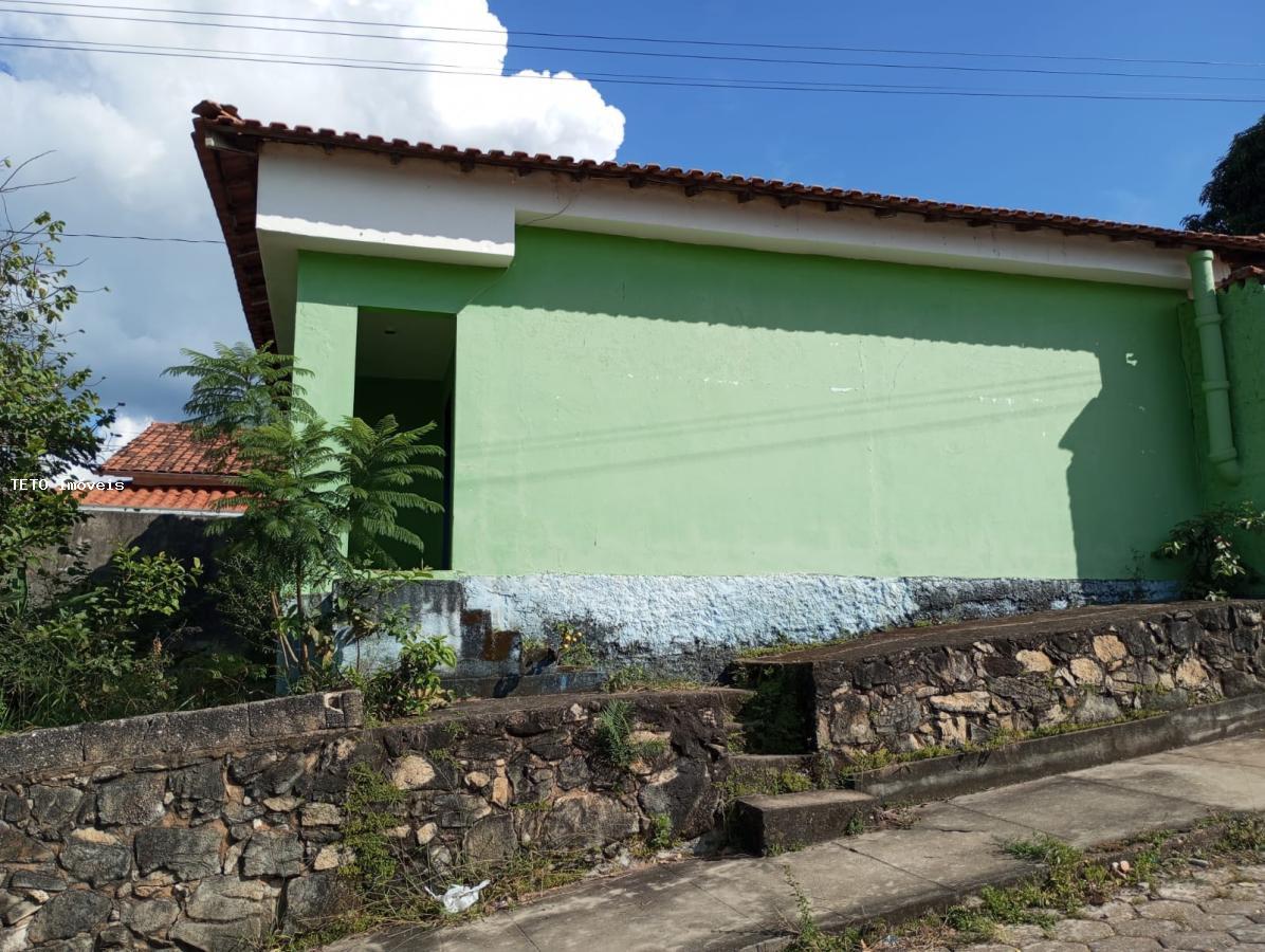 Casa à venda com 2 quartos, 300m² - Foto 3