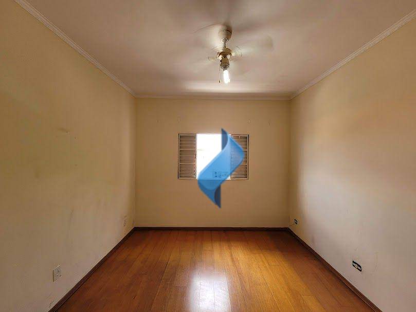 Casa para alugar com 2 quartos, 115m² - Foto 30