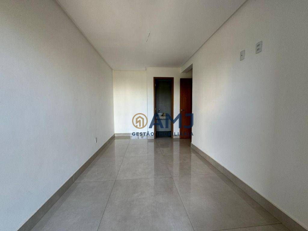 Apartamento à venda com 2 quartos, 70m² - Foto 12