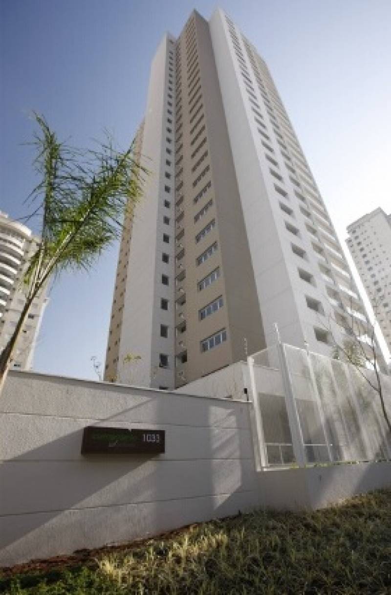 Apartamento à venda com 4 quartos, 370m² - Foto 1