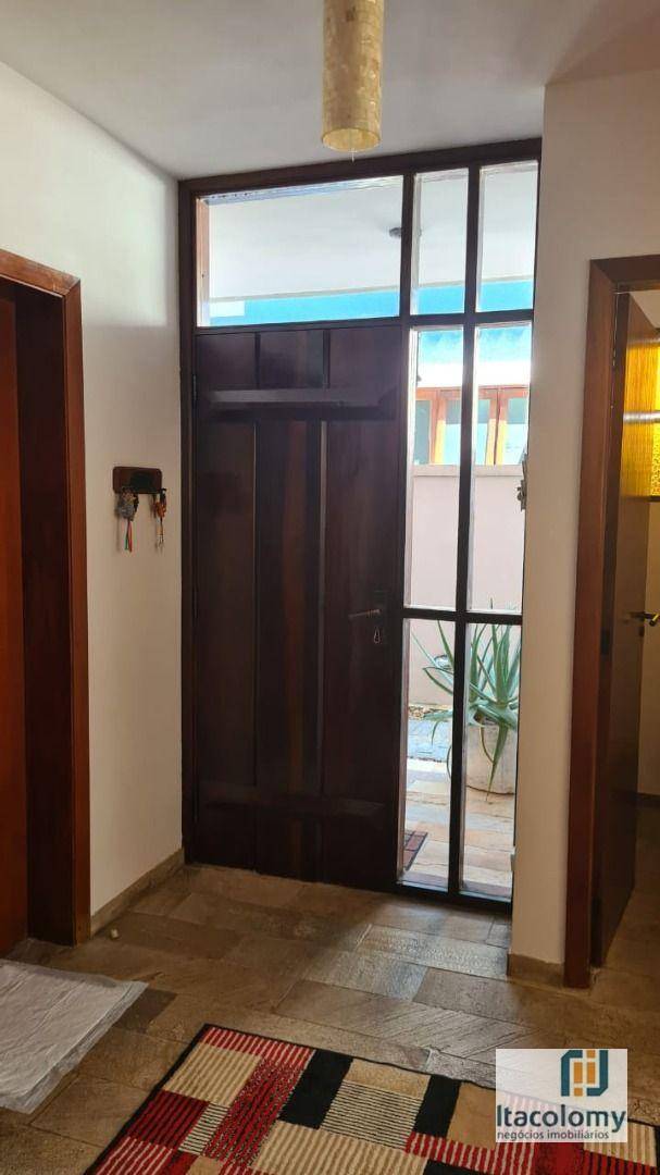 Casa de Condomínio à venda com 4 quartos, 302m² - Foto 14