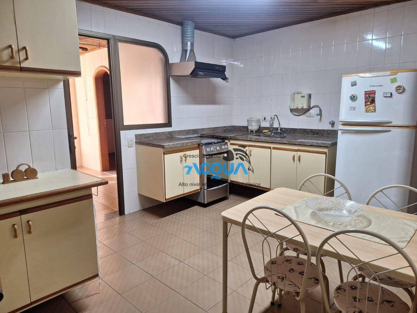 Apartamento à venda com 3 quartos, 147m² - Foto 8