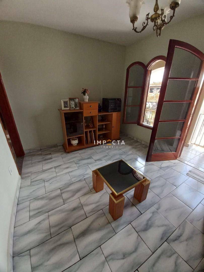 Casa à venda com 4 quartos, 159m² - Foto 7