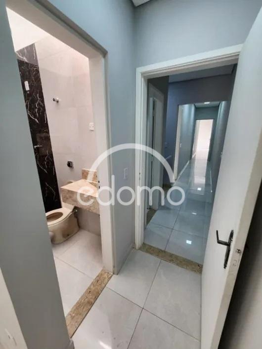 Casa para alugar com 3 quartos, 84m² - Foto 10