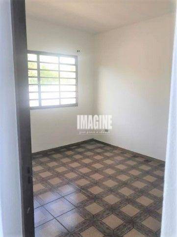 Casa à venda com 2 quartos, 158m² - Foto 3