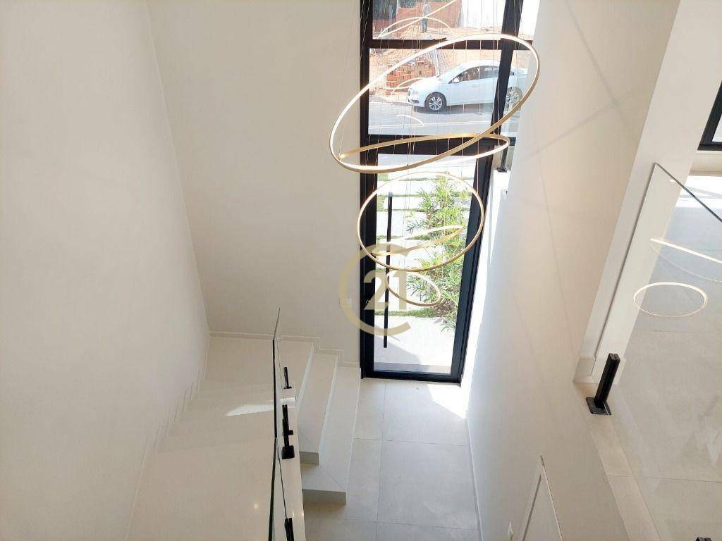 Casa de Condomínio à venda com 3 quartos, 228m² - Foto 5