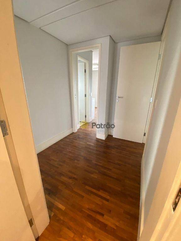 Apartamento à venda com 3 quartos, 138m² - Foto 23