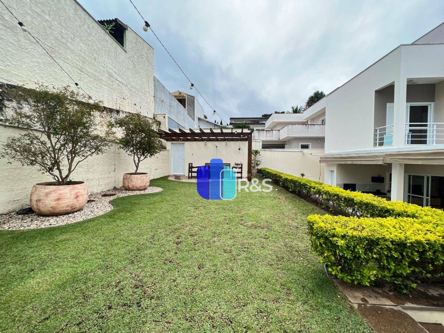 Casa de Condomínio à venda com 3 quartos, 252m² - Foto 18