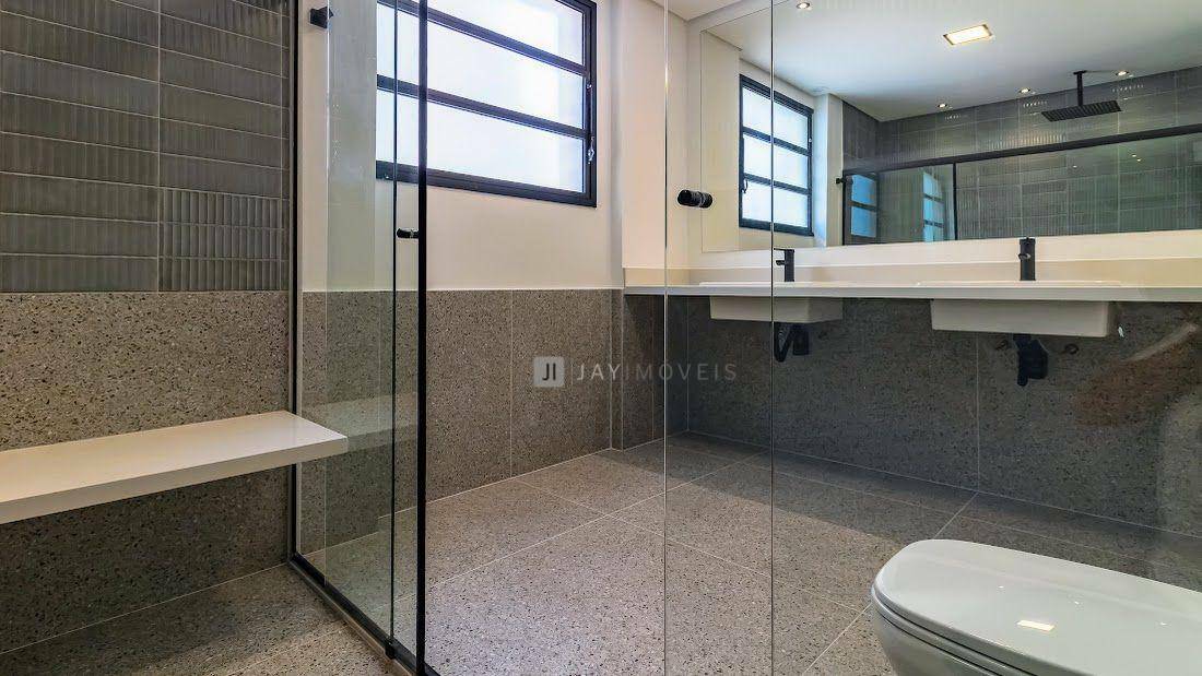 Apartamento à venda com 3 quartos, 212m² - Foto 41