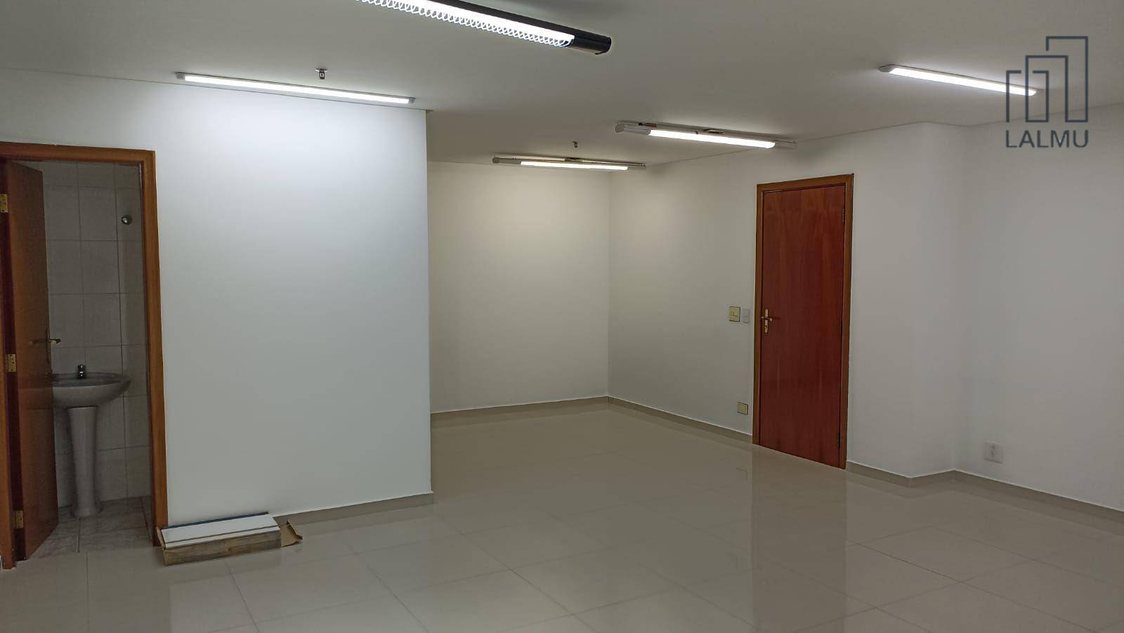 Sobrado para alugar com 4 quartos, 330m² - Foto 40