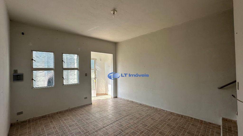 Sobrado para alugar com 2 quartos, 95m² - Foto 9