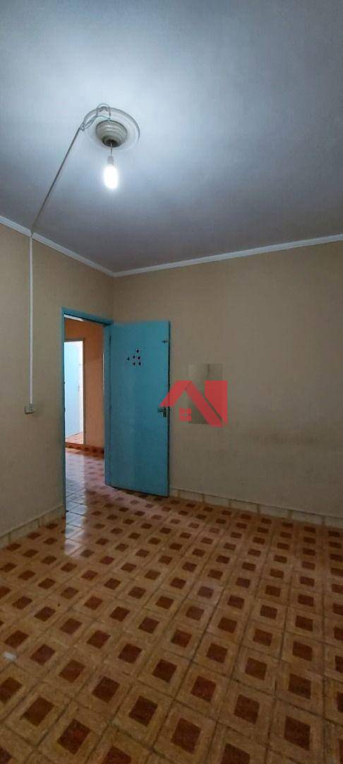 Casa à venda e aluguel com 5 quartos, 100m² - Foto 7