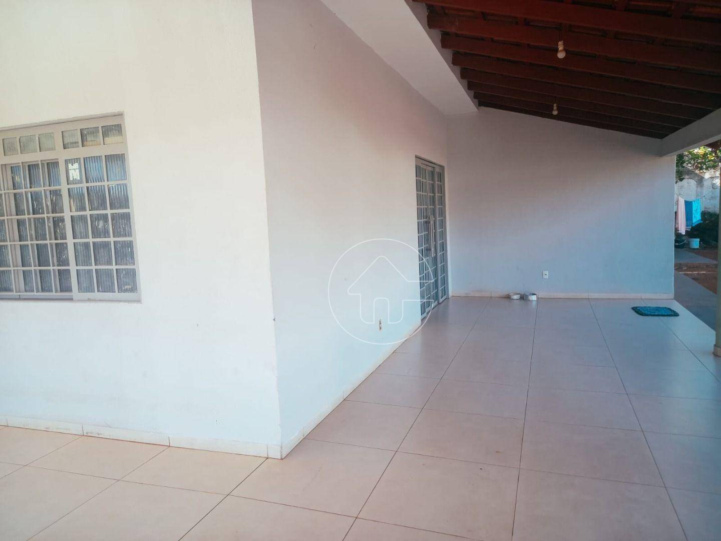 Casa à venda com 3 quartos, 300m² - Foto 9