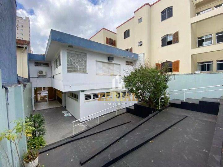 Casa à venda e aluguel com 3 quartos, 281m² - Foto 19