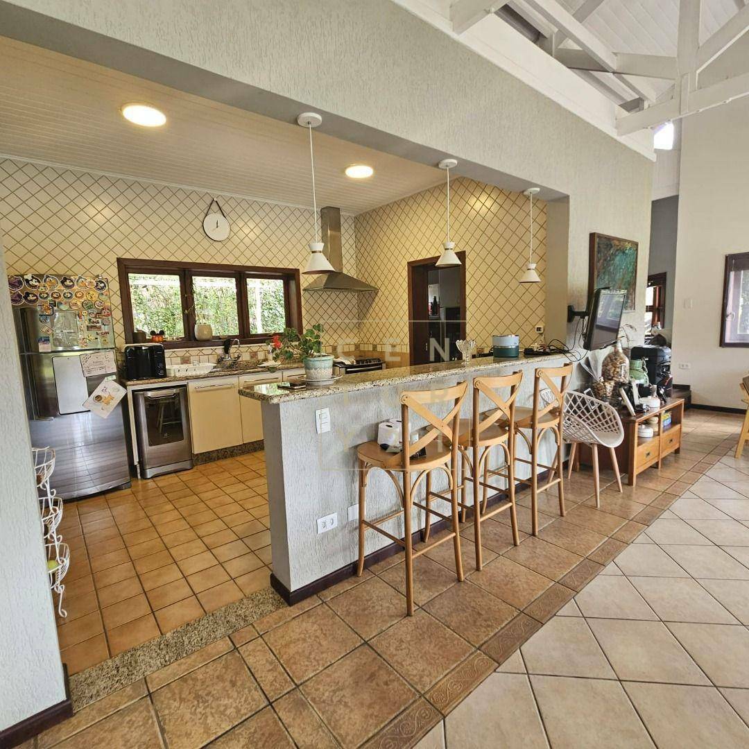 Casa de Condomínio à venda com 5 quartos, 367m² - Foto 9