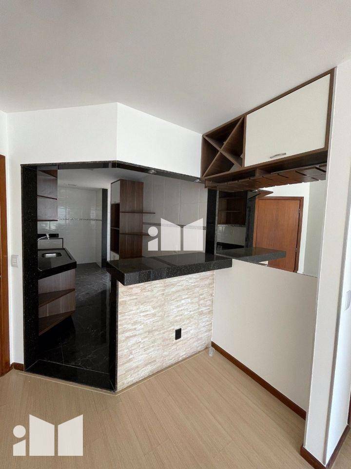 Apartamento à venda com 2 quartos, 60m² - Foto 26