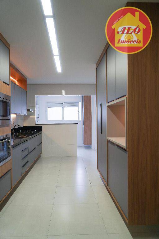 Apartamento à venda com 3 quartos, 146m² - Foto 11