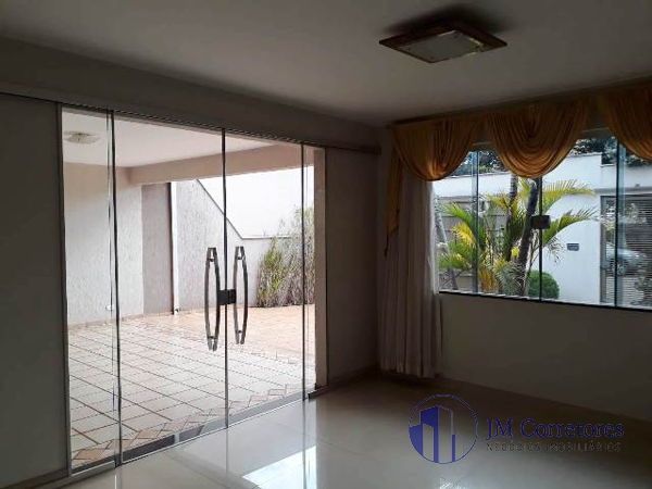 Casa à venda com 3 quartos, 298m² - Foto 9