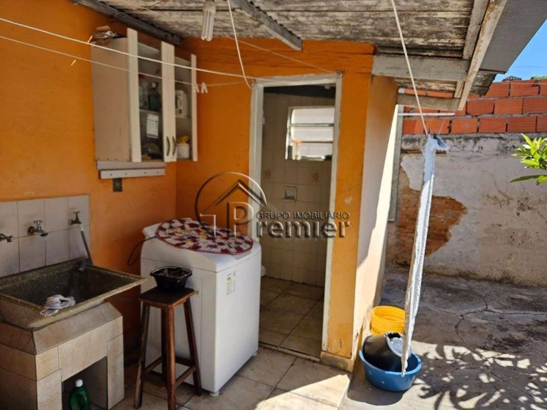 Casa à venda com 3 quartos, 151m² - Foto 9