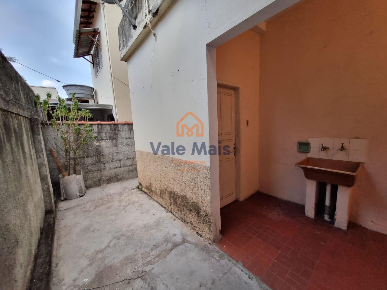 Casa à venda com 1 quarto, 206m² - Foto 12