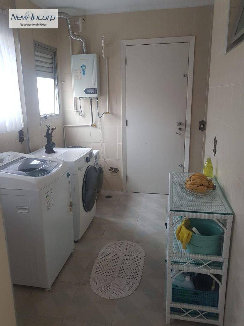 Apartamento à venda com 3 quartos, 198m² - Foto 10