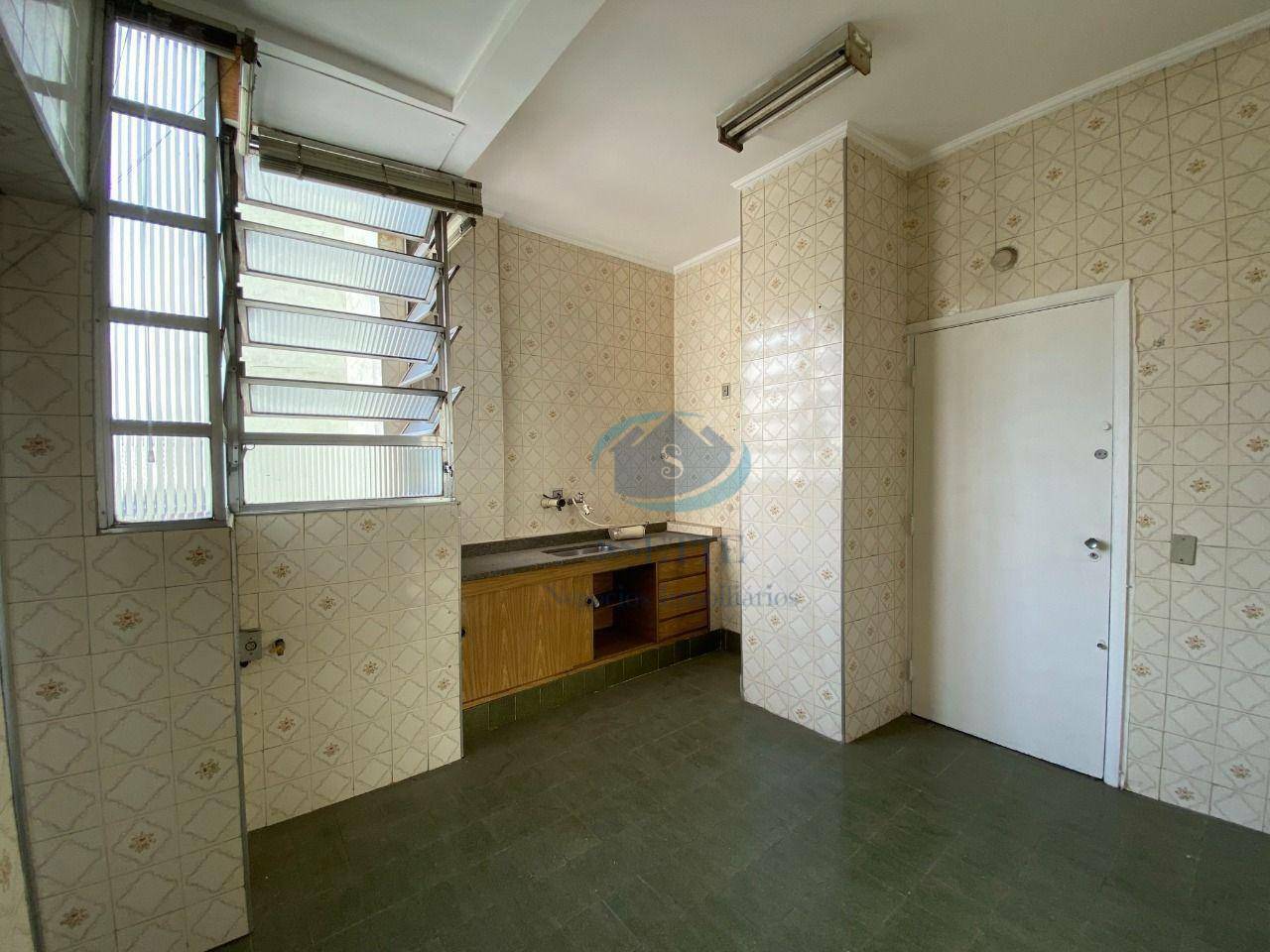 Apartamento à venda com 2 quartos, 70m² - Foto 15