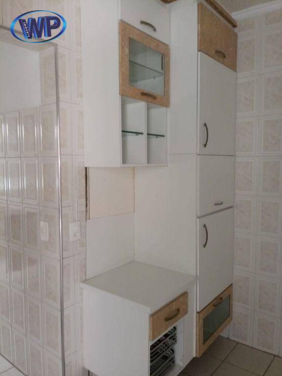 Apartamento à venda com 2 quartos, 70m² - Foto 7