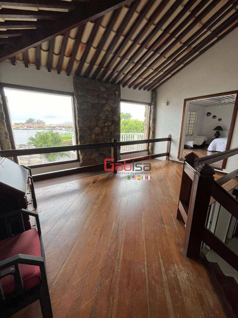 Casa à venda com 4 quartos, 650m² - Foto 24