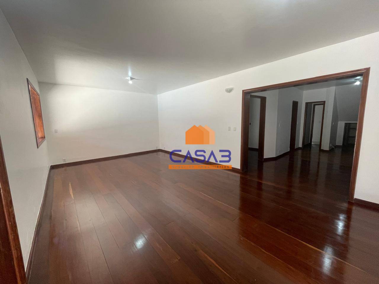 Casa à venda com 6 quartos, 473m² - Foto 12