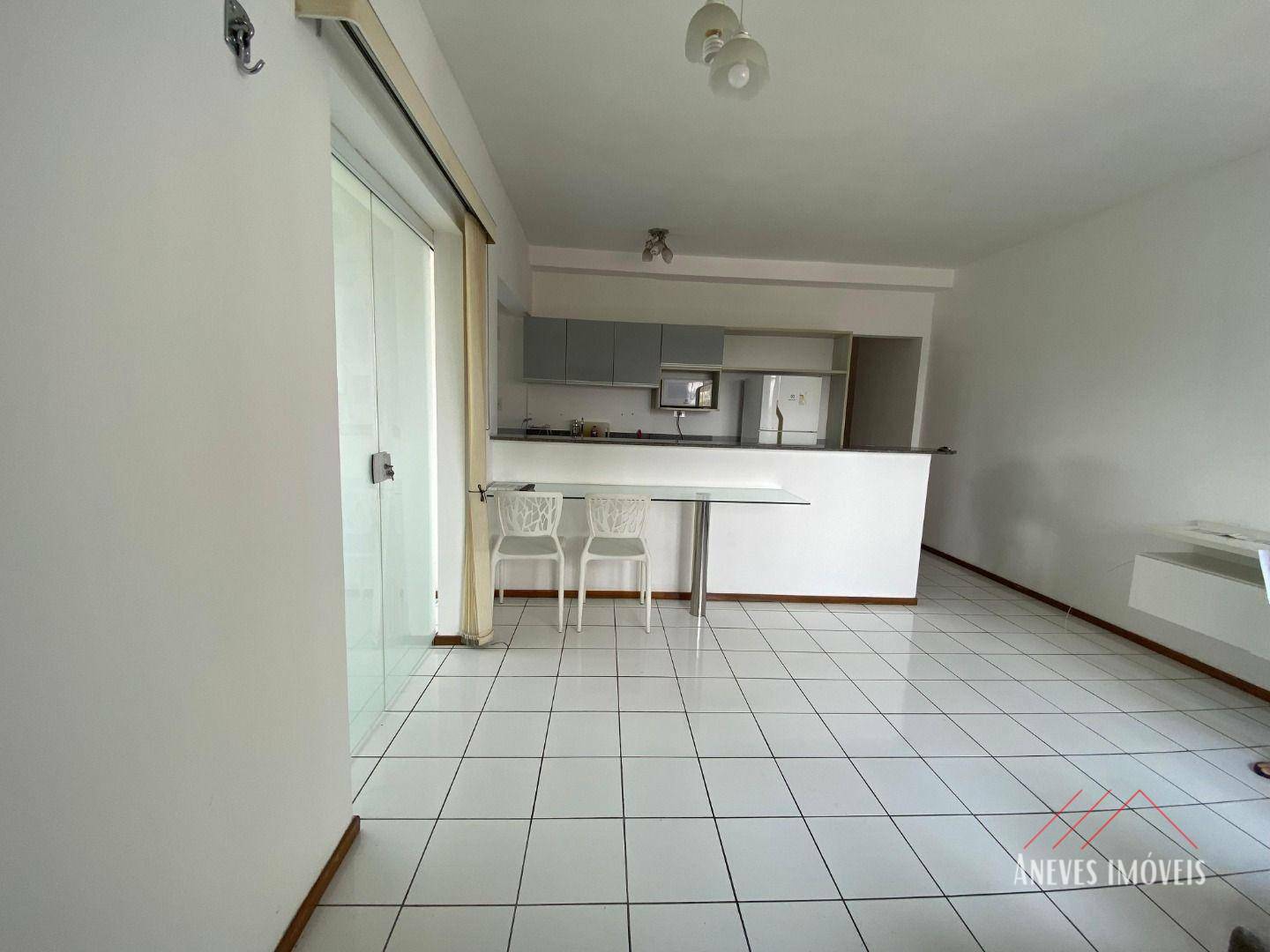 Apartamento para alugar com 2 quartos, 70m² - Foto 18