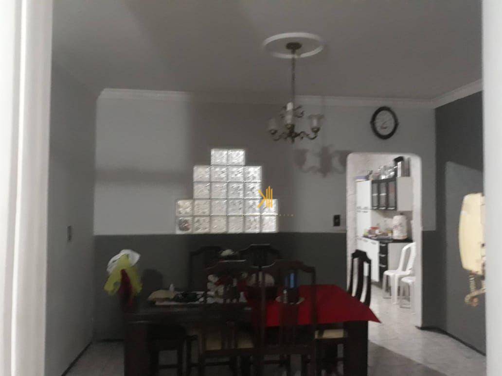 Casa à venda com 4 quartos, 200M2 - Foto 8