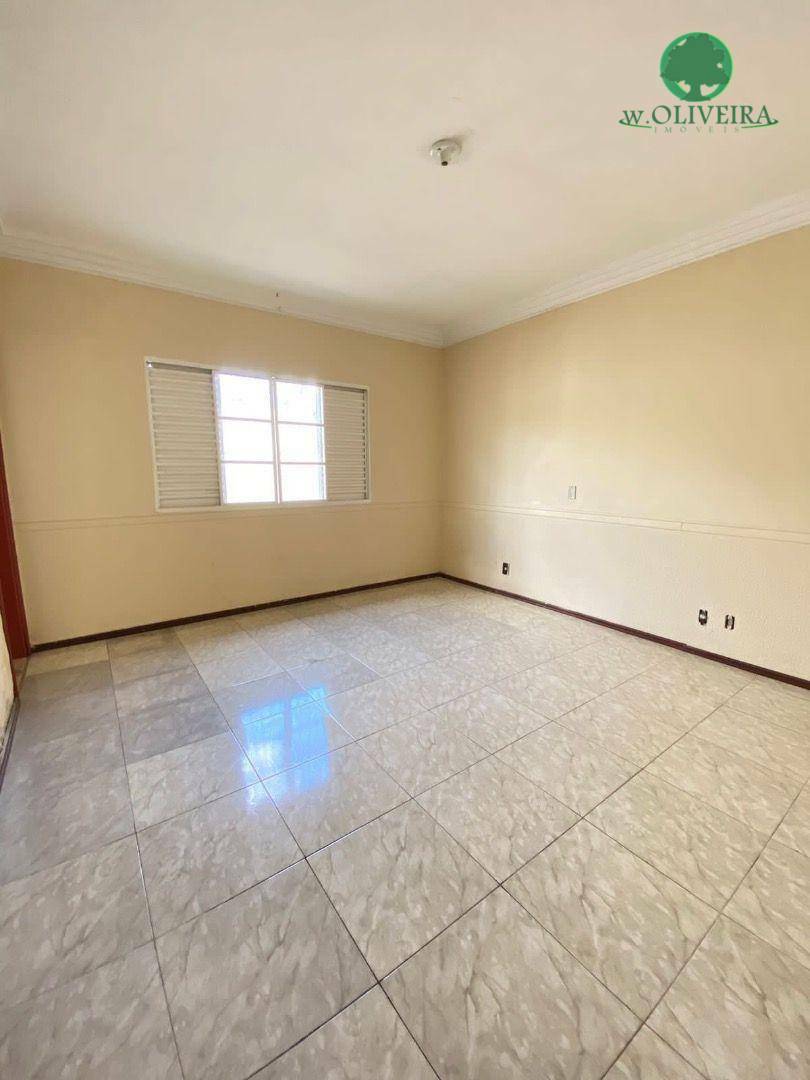 Sobrado à venda e aluguel com 3 quartos, 237m² - Foto 17