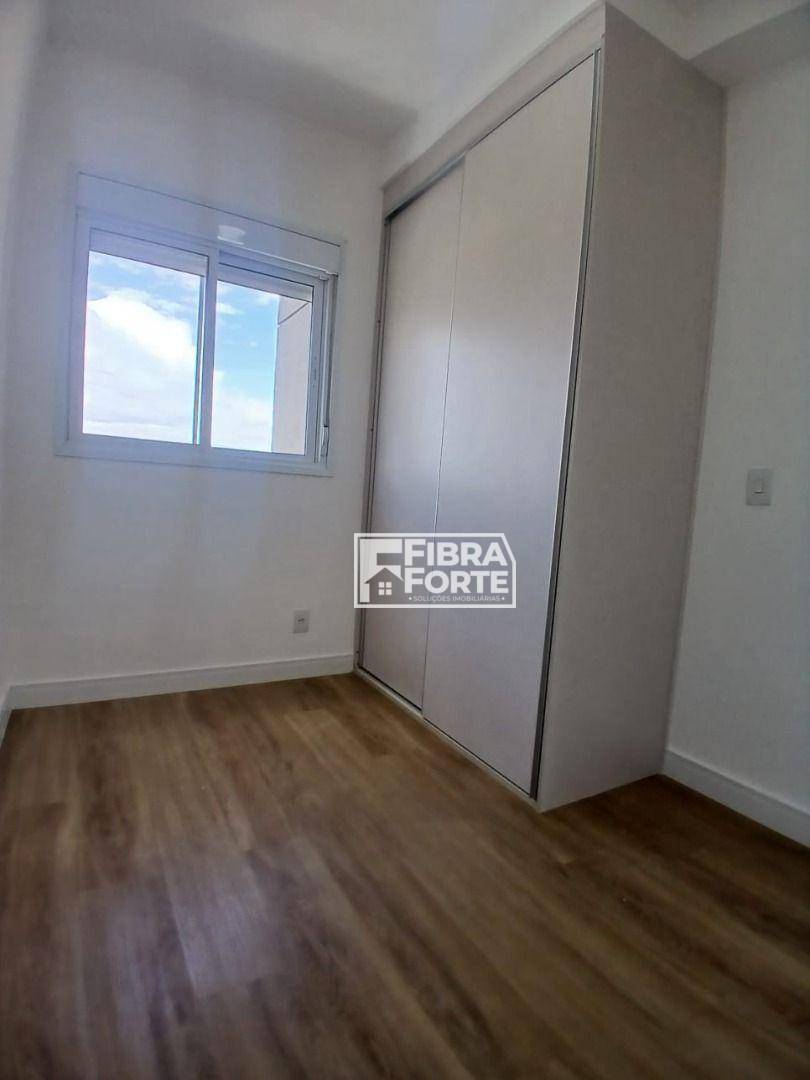 Apartamento para alugar com 2 quartos, 72m² - Foto 10