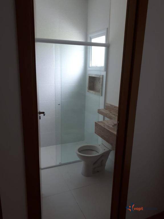 Sobrado à venda com 3 quartos, 240m² - Foto 9