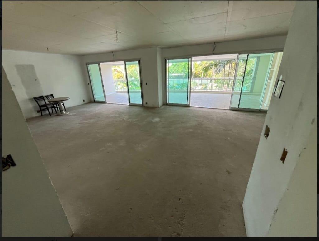 Apartamento à venda com 4 quartos, 298m² - Foto 2